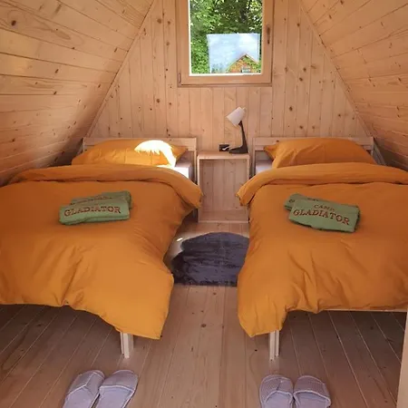 Luksustelt Kamp Restavracija Gladiator