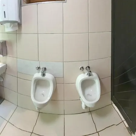 Kamp Restavracija Gladiator *