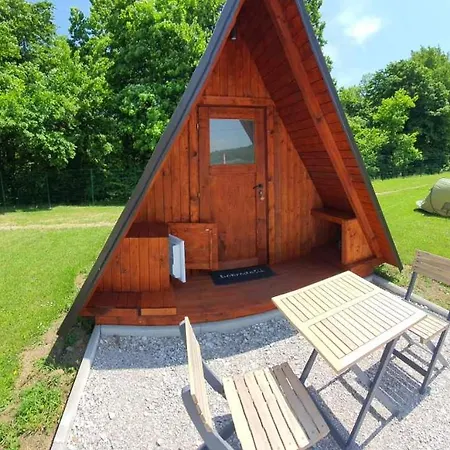 Kamp Restavracija Gladiator Zetale